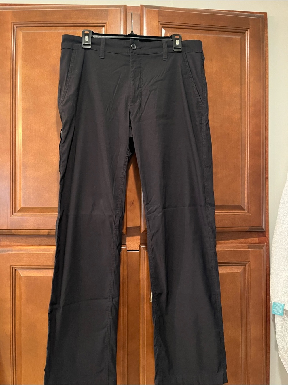 Eddie Bauer Men's Black Bootcut Performance Pants